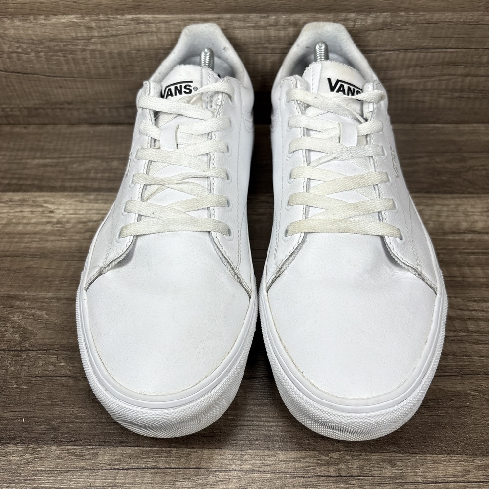 Vans Leather Low White Mens US Size 11 EUR 44.5 500714 Sneakers - Picture 2 of 9